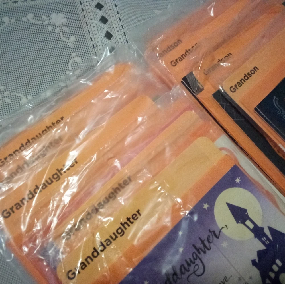 🆕 240 Hallmark Halloween Cards With Envelopes, Assorted, New